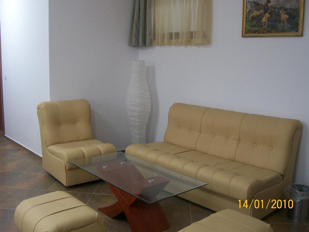 Hera Guest House Cziflik Zewnętrze zdjęcie