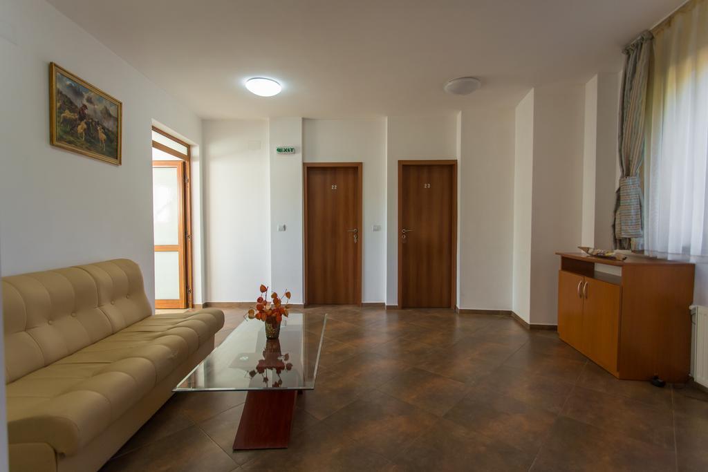Hera Guest House Cziflik Zewnętrze zdjęcie