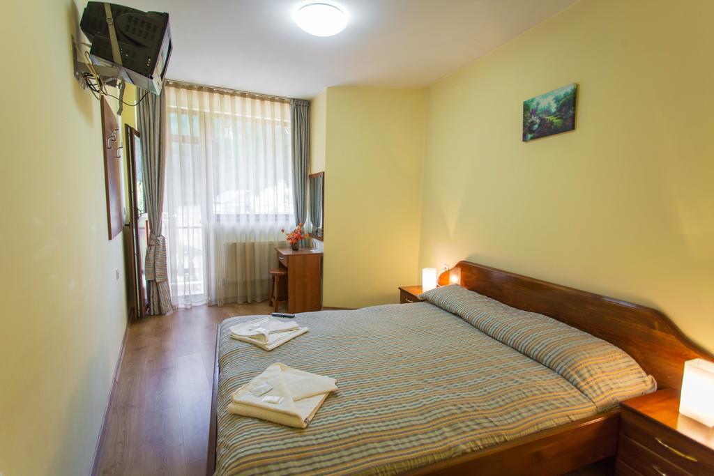 Hera Guest House Cziflik Zewnętrze zdjęcie