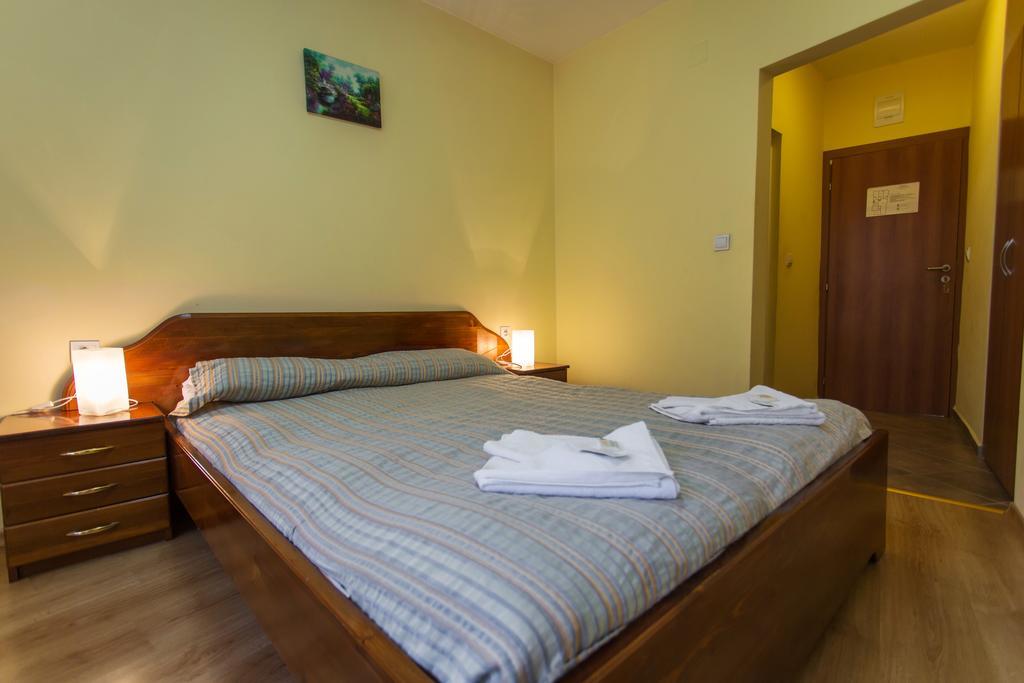 Hera Guest House Cziflik Zewnętrze zdjęcie