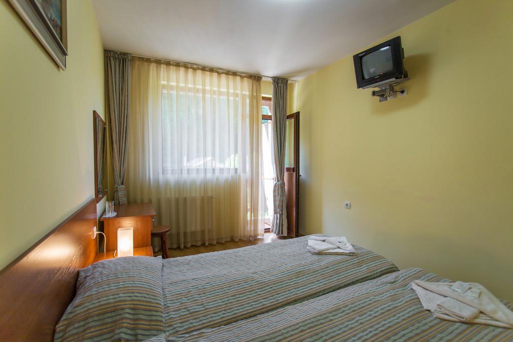 Hera Guest House Cziflik Zewnętrze zdjęcie