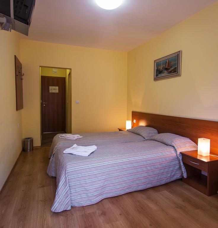 Hera Guest House Cziflik Zewnętrze zdjęcie