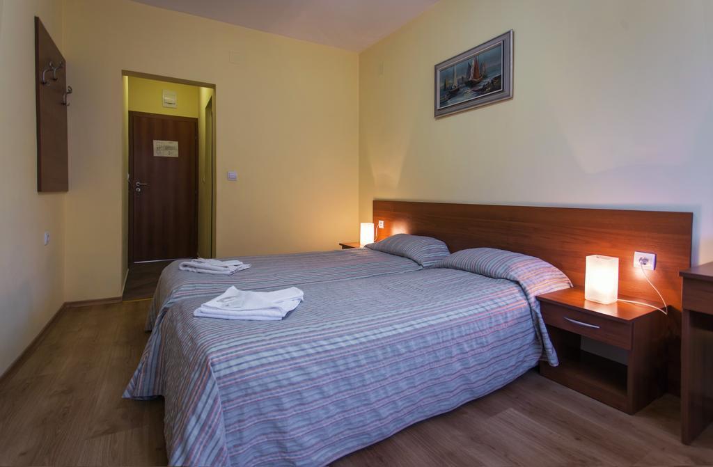 Hera Guest House Cziflik Zewnętrze zdjęcie