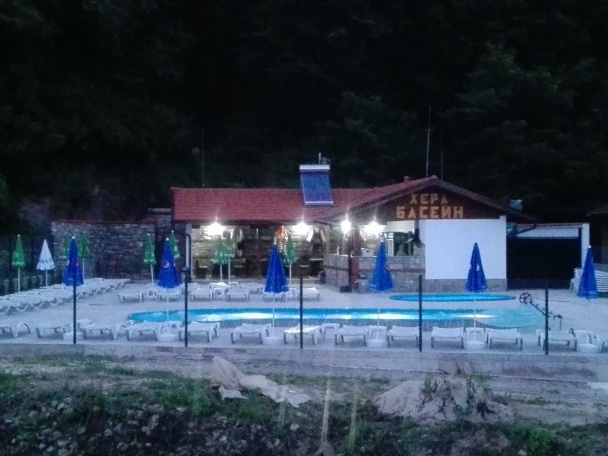 Hera Guest House Cziflik Zewnętrze zdjęcie